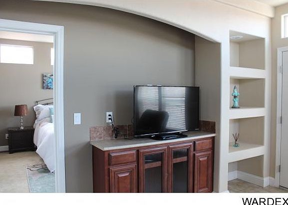 3rd image of 2325 Felipe Dr