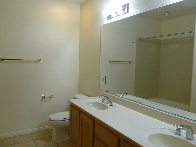 32 E Serene Ave #123 — Photo 14