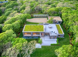 16 Smugglers Way #SB8, Edgartown, MA 02539