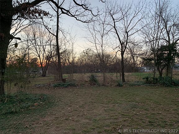 5th image of 3120 S 59th West Ave