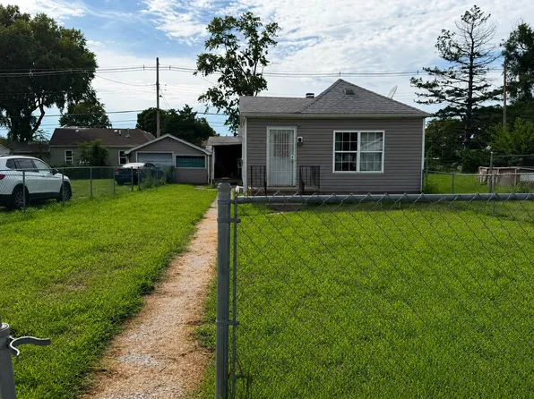 1029 Washington Ave, Madison, IL 62060