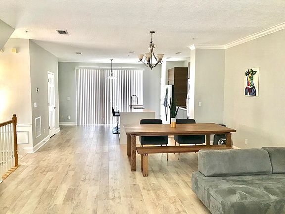 Living/Dining Area