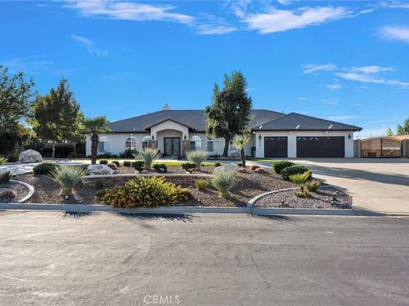 6980 Oakview Ct, Oak Hills, CA 92344