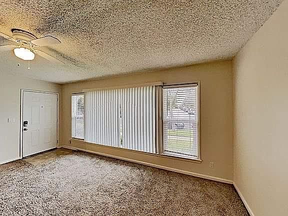 2nd image of 345 E Hyde Park Blvd