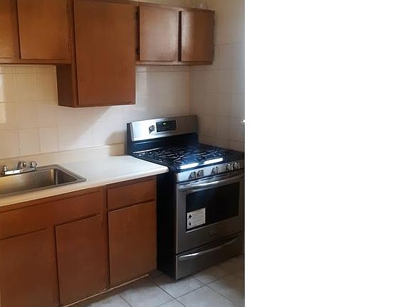 4th image of 942 Avenue Saint John APT 4B
