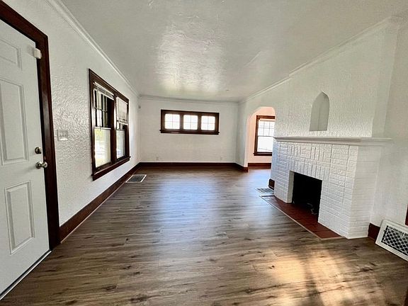 5th image of 1114 Underwood Ave