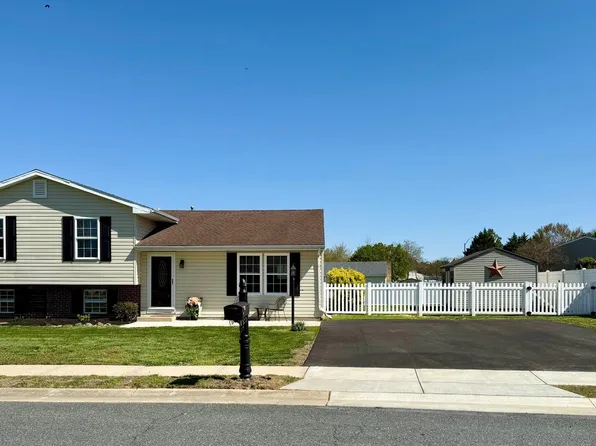 8635 Brenton Dr, Easton, MD 21601