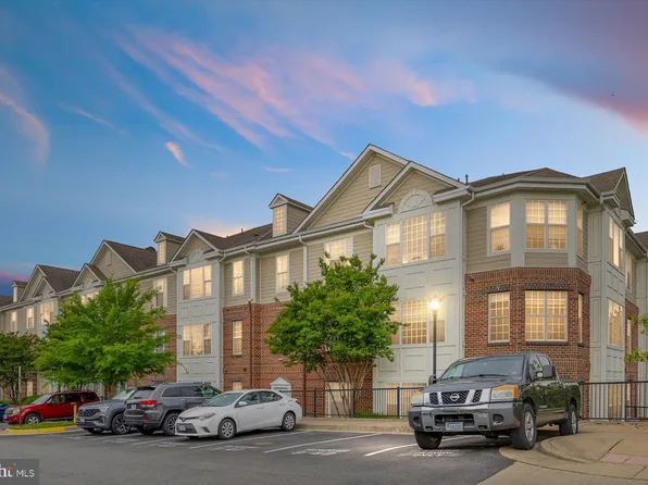 701 Cobblestone Blvd Unit 112, Fredericksburg, VA 22401