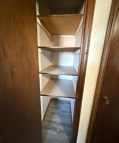 2933 W Roxbury St — Photo 8