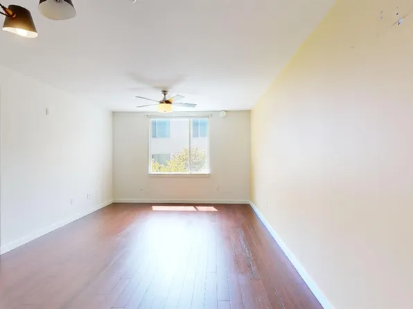 551 Hudson Ave Unit 303, San Francisco, CA 94124