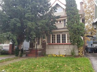 9106 Parmelee Ave, Cleveland, OH 44108