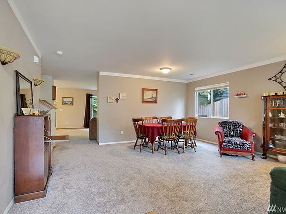 3rd image of 11702 138th Street Ct E