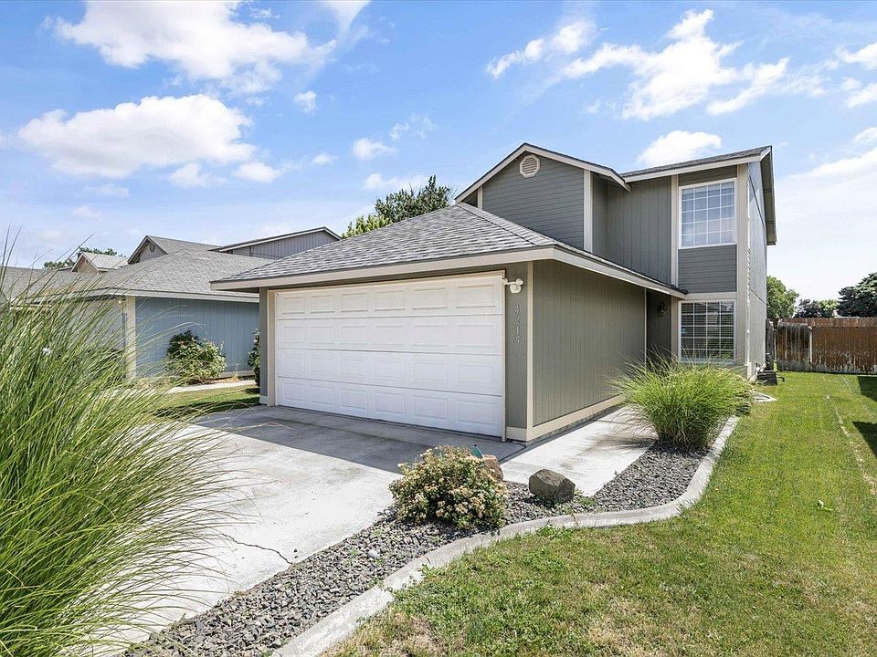 1st image of 4215 W John Day Pl