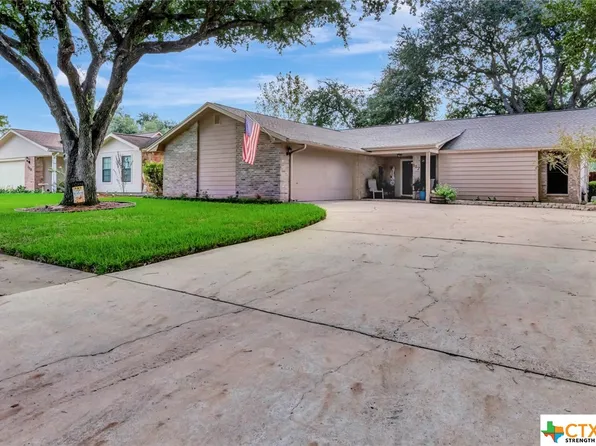 117 Perth St, Victoria, TX 77904