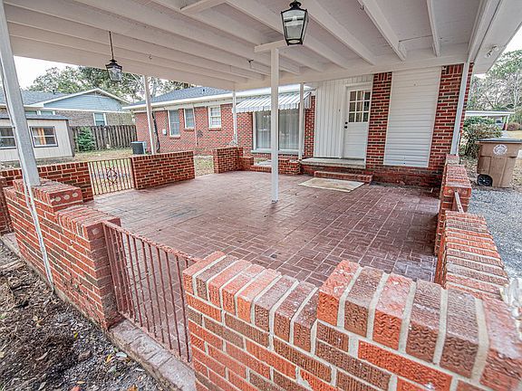 5th image of 4361 Montclair Cir E