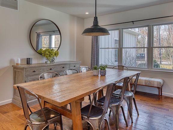 5th image of 3 Rosebriar Ln