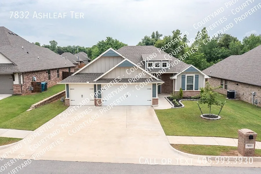 7832 Ashleaf Ter