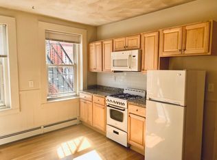 28 Margaret St #11, Boston, MA 02113