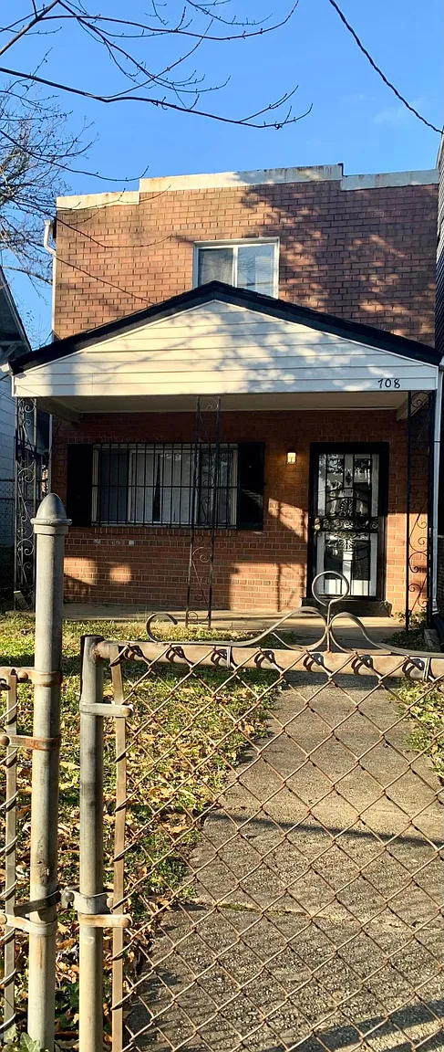 708 Alabama Ave SE photo 1