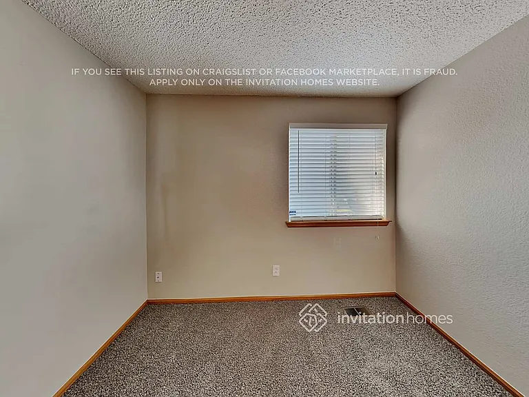 8736 Greengrass Way — Photo 12