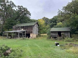N5427 Skunk Hollow Rd, Ripon, WI 54971