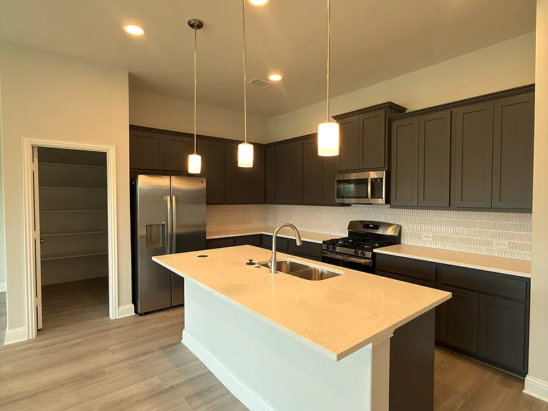 1232 Redcoat Dr — Photo 13