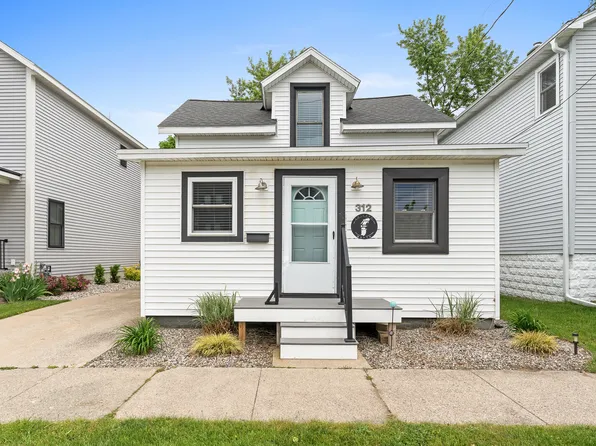 312 Chicago N, Grand Haven, MI 49417