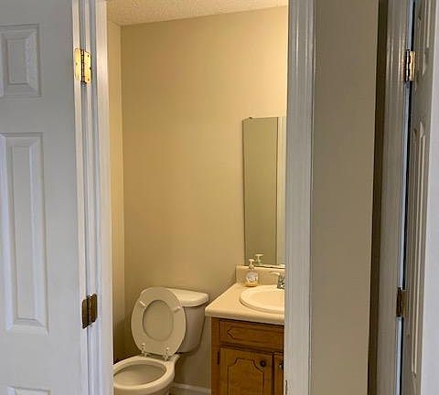 2nd image of 115-121 Christie Ln