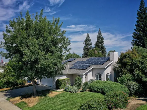 1131 Silverbrooke St, Kingsburg, CA 93631