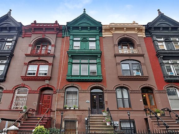 3rd image of 476 Greene Ave
