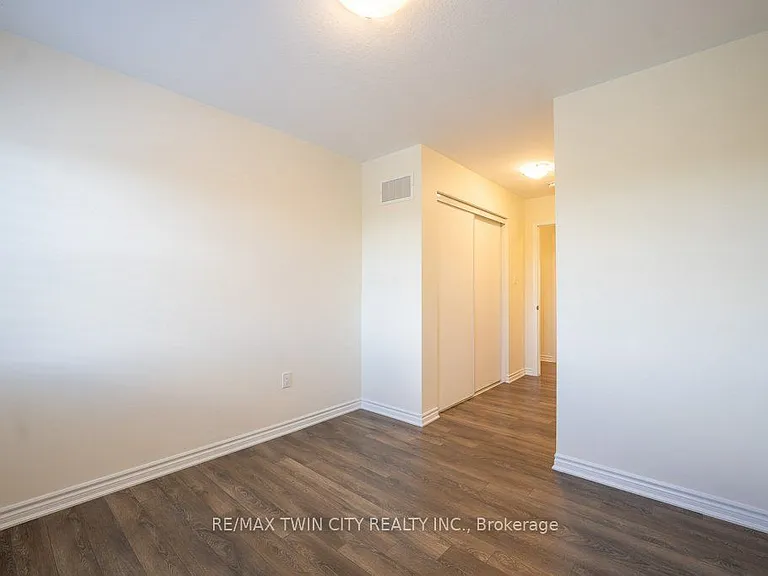 455 Guelph Ave #20 — Photo 20