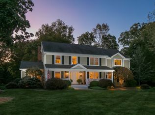 28 Maple Ave, Mendham, NJ 07945