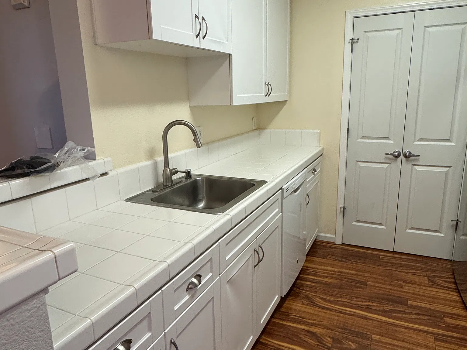1 bed, 776 sqft, $2,800 — Photo 3