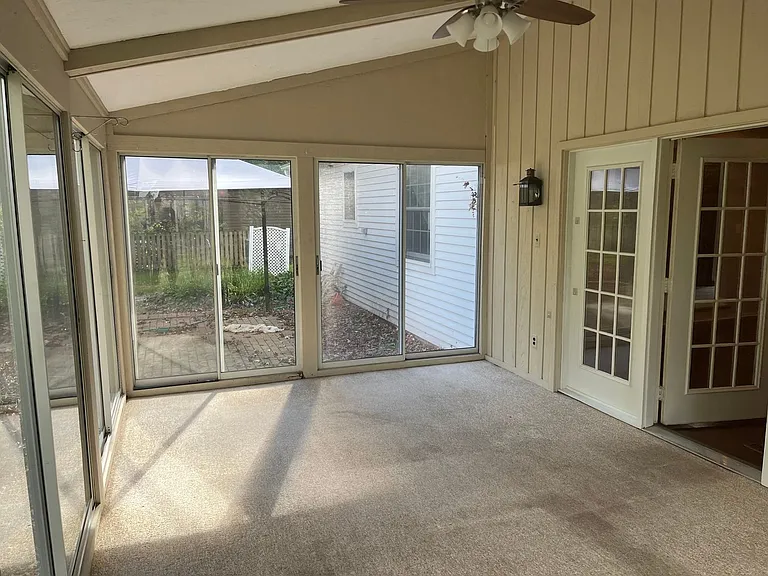 2259 Augusta Ct — Photo 21