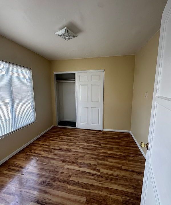1st image of 3913 W 118th St