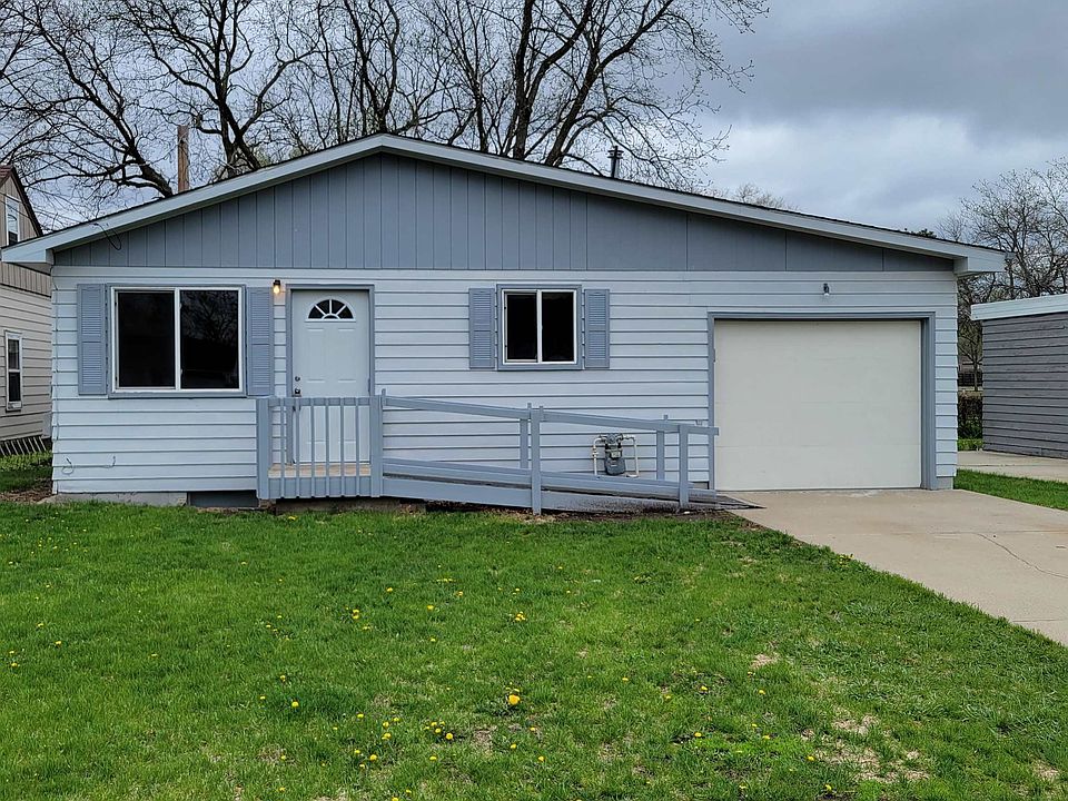 1st image of 1015 Kennedy Dr