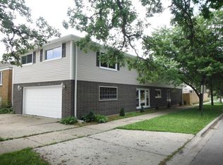 8461 River Grove Ave, River Grove, IL 60171