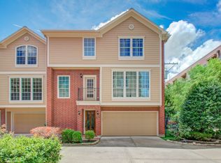 902 Cohn St, Houston, TX 77007