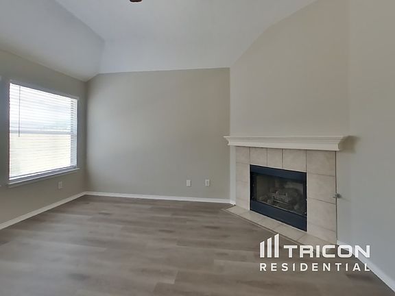 3rd image of 5619 Indian Hill Dr