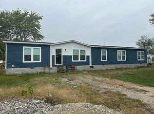 9915 N Nason Ln, Mount Vernon, IL 62864