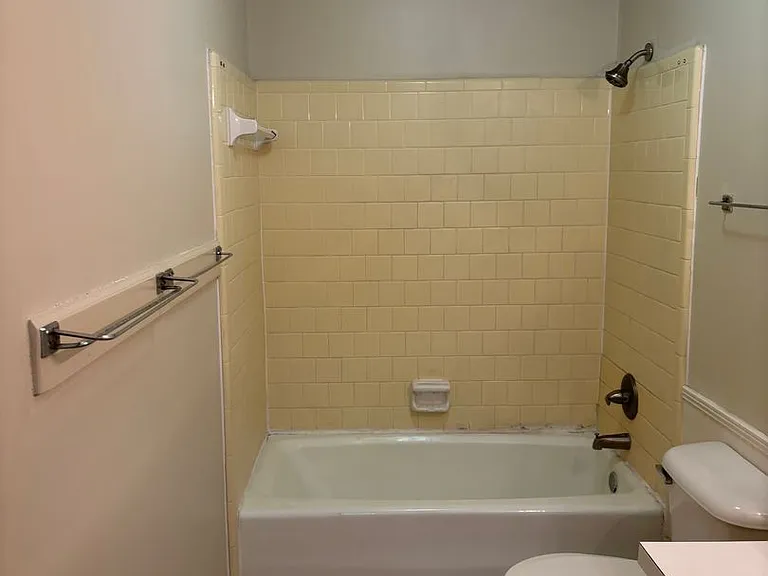 6000 River Rd #20 — Photo 8