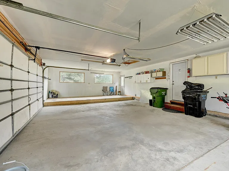 140 Deer Ln — Photo 27