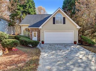 5567 Riverside Dr, Sugar Hill, GA 30518
