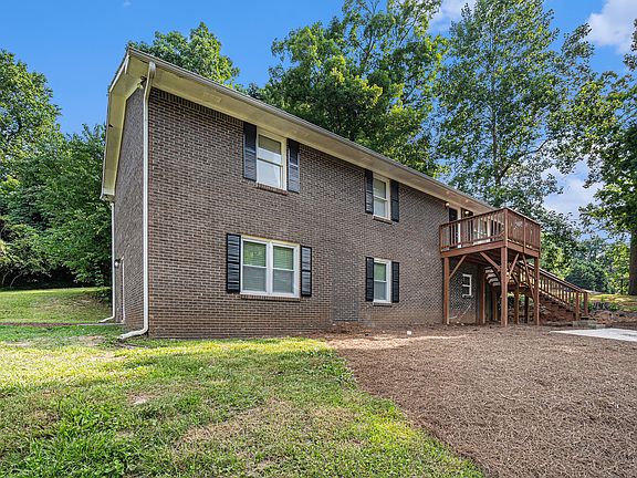 3rd image of 527 Scott Blvd #1