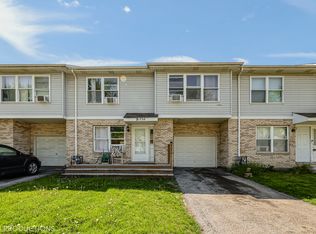 21736 Carol Ave, Sauk Village, IL