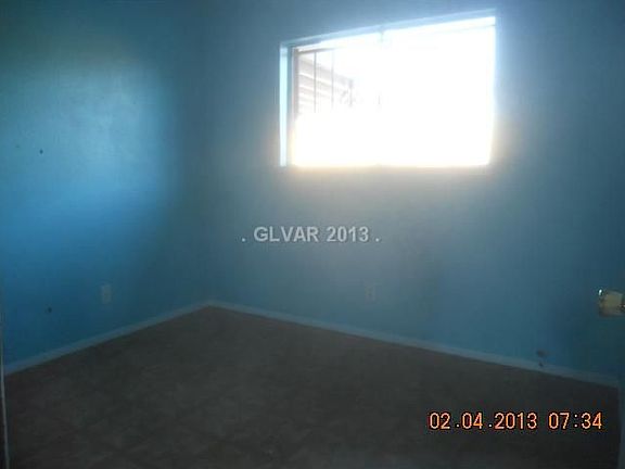 4th image of 4928 Chantilly Ave