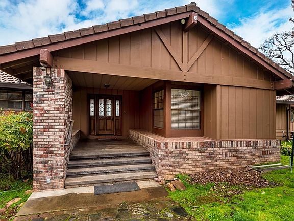 5th image of 7549 Crystal Blvd