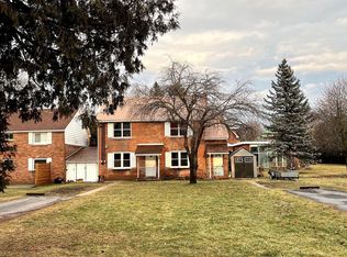 23 2nd St, New Tecumseth, ON L0G 1A0