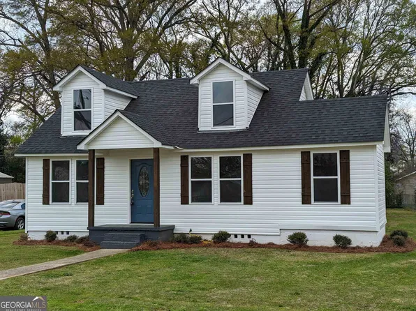 3203 18th Ave, Valley, AL 36854