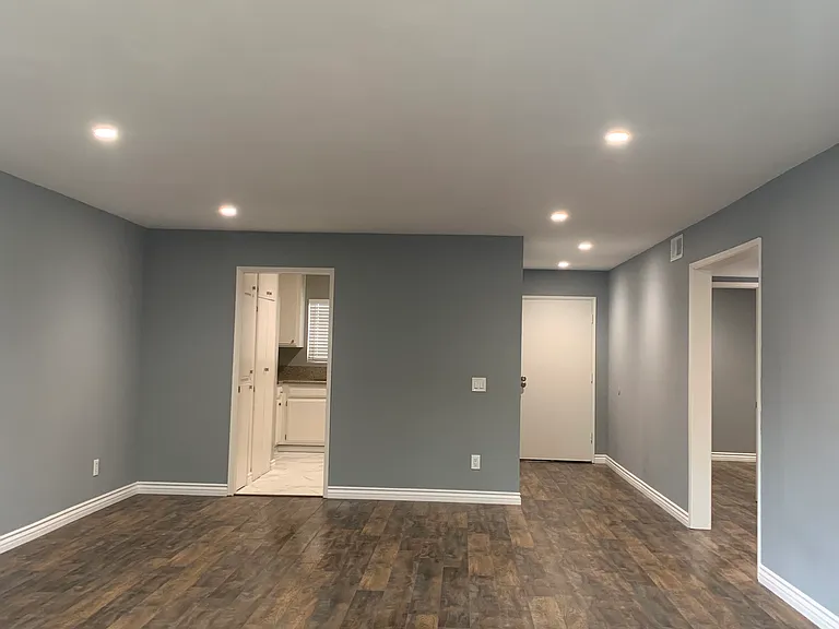 350 Burchett St #112 — Photo 7